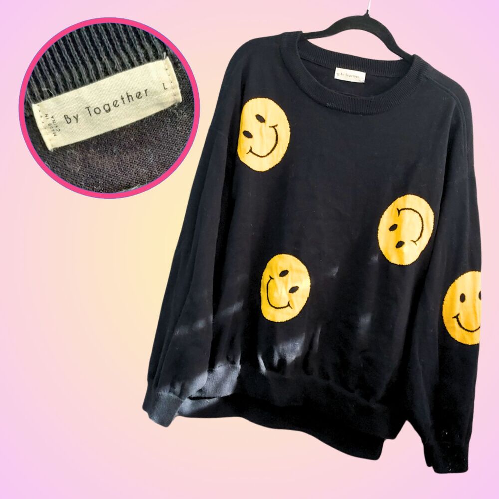 Oversized Smile Sweater (Large)